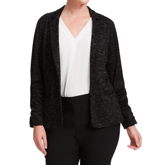 ❗5 For $2️⃣5️⃣ Bundle Sale❗️ Black Ruched Long-Sleeve Jacket - Picture 2 of 3